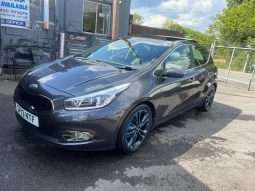 
										KIA Ceed 1.6 GDi 4 Tech DCT Euro 5 5dr full									