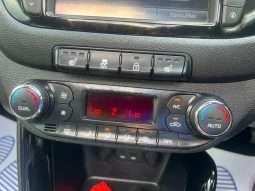 
										KIA Ceed 1.6 GDi 4 Tech DCT Euro 5 5dr full									